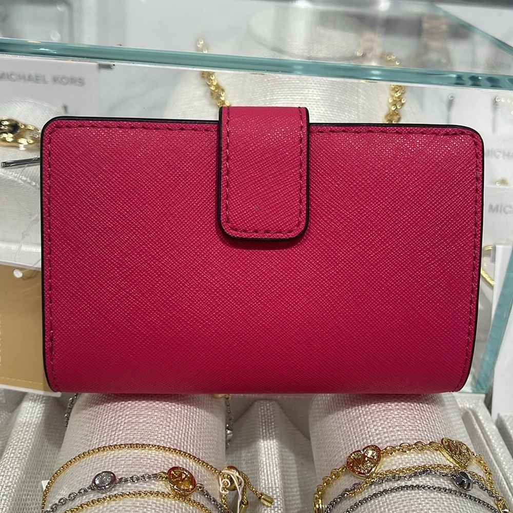 Michael Kors Medium Saffiano Leather Bifold Wallet
Dragonfruit 
NWT - Picture 12 of 16